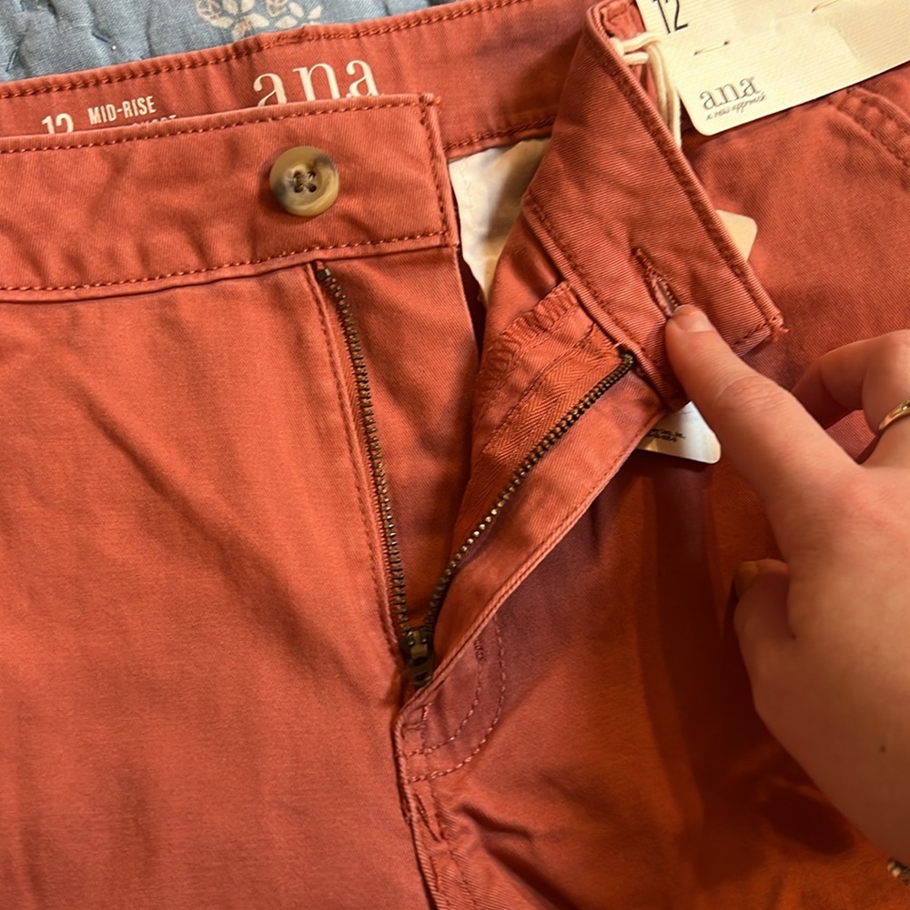 a.n.a Women's Terracotta Shorts - Picture 6 of 7